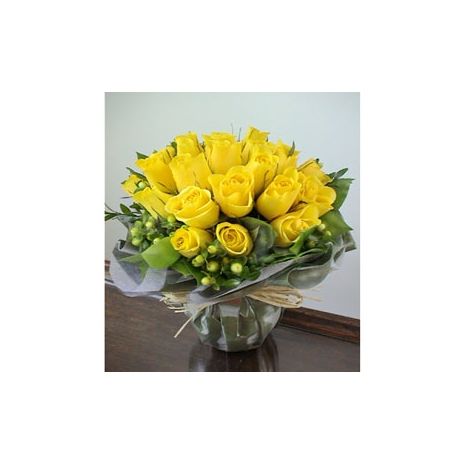 send happy two dozen yellow roses match greenery to japan